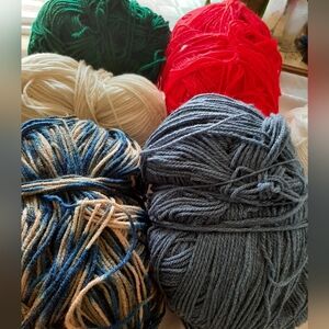 Multicolor Yarn Bundle
